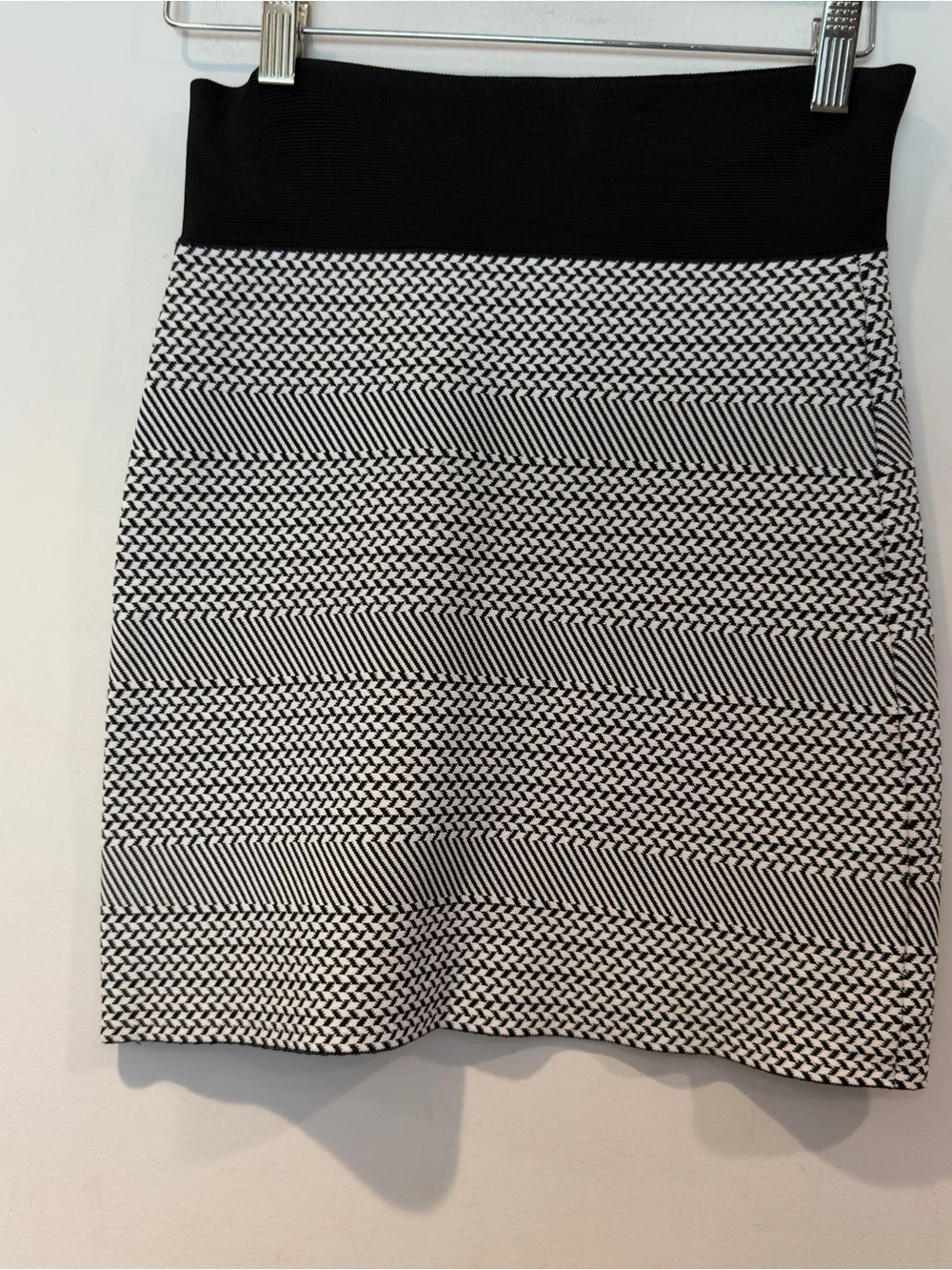 BCBG MaxAzria Women's High-Waist Black & Gray Knit Pencil Skirt